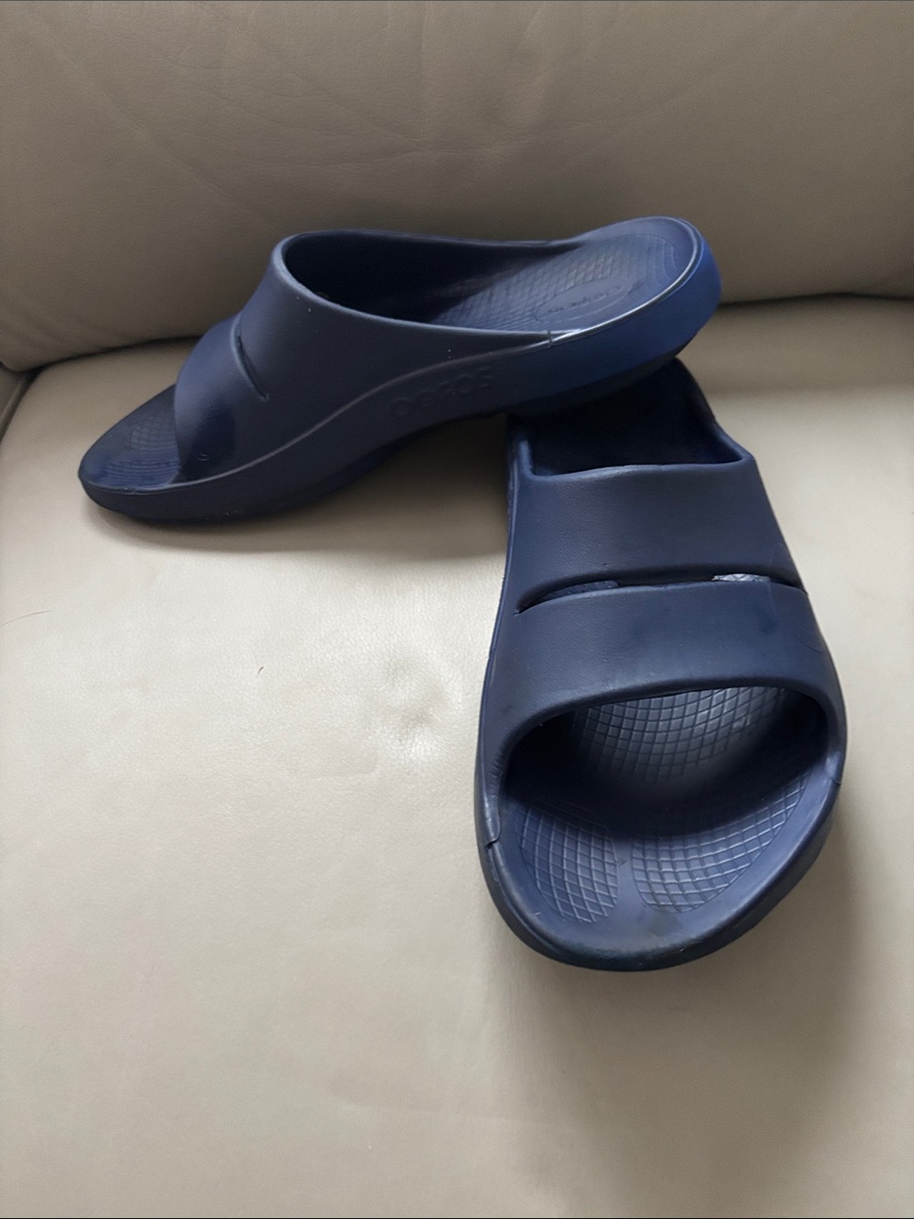 OOFOS Men's Dark Blue Slide Sandals